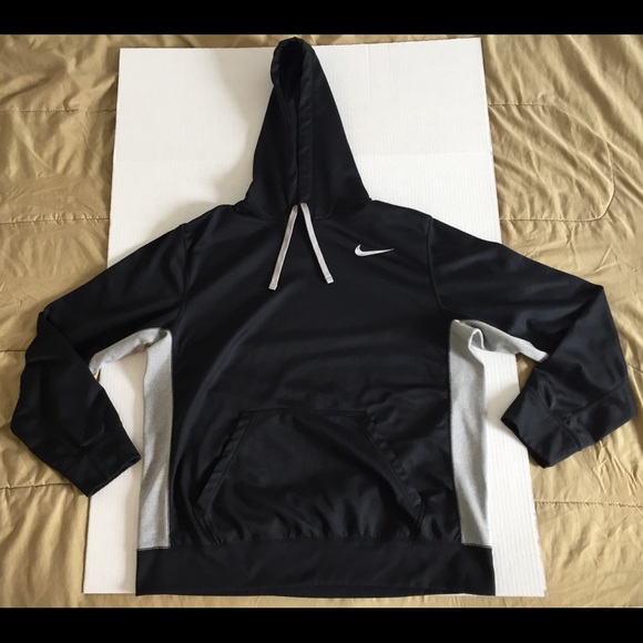 nike therma fit hoodie black and grey
